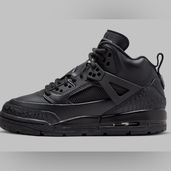 Mixed with multiple Jordan’s 3, 4, 5, and 6 - Picture 1 of 8